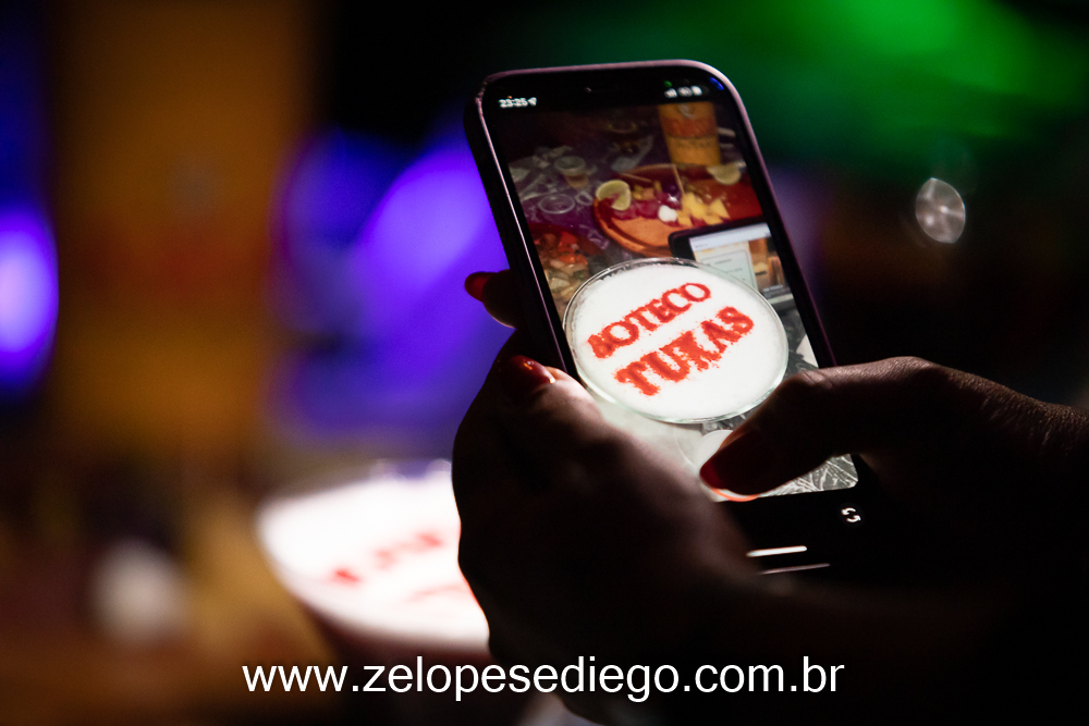 show-com-ze-lopes-e-diego-no-boteco-tukas-vespera-de-feriado-em-sertaozinho-sao-paulo