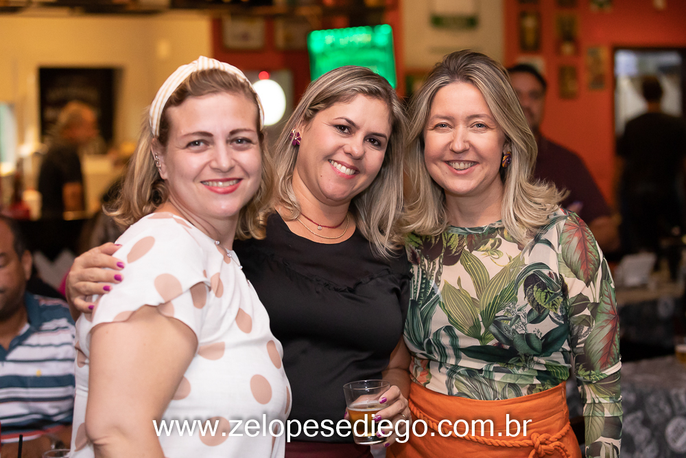 show-com-ze-lopes-e-diego-no-boteco-tukas-vespera-de-feriado-em-sertaozinho-sao-paulo