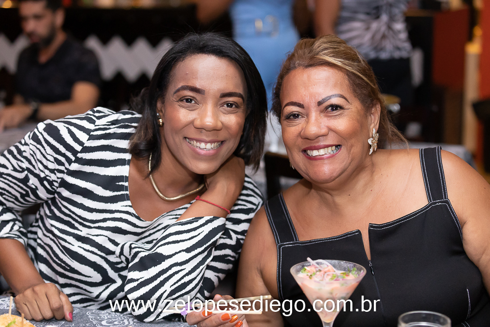 show-com-ze-lopes-e-diego-no-boteco-tukas-vespera-de-feriado-em-sertaozinho-sao-paulo
