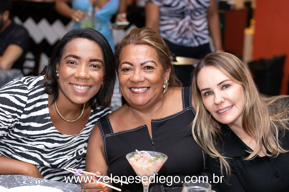show-com-ze-lopes-e-diego-no-boteco-tukas-vespera-de-feriado-em-sertaozinho-sao-paulo