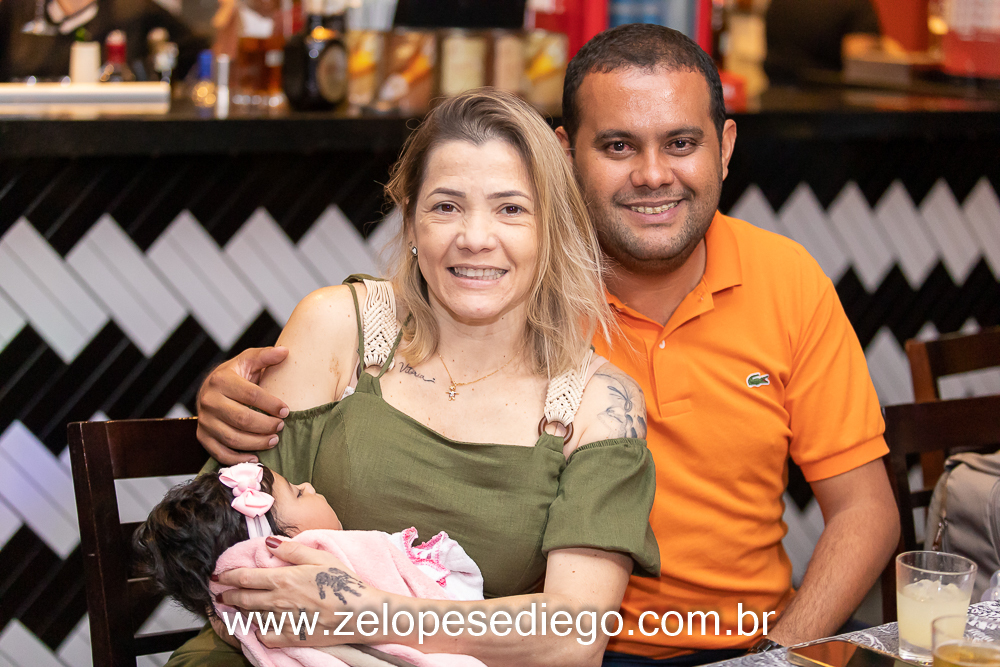 show-com-ze-lopes-e-diego-no-boteco-tukas-vespera-de-feriado-em-sertaozinho-sao-paulo