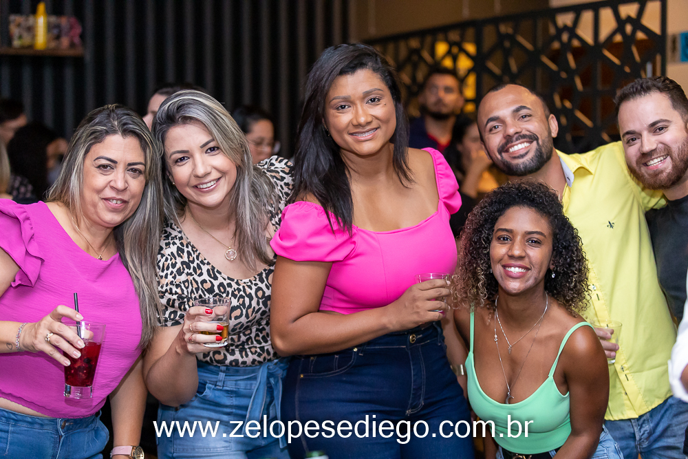 show-com-ze-lopes-e-diego-no-boteco-tukas-vespera-de-feriado-em-sertaozinho-sao-paulo