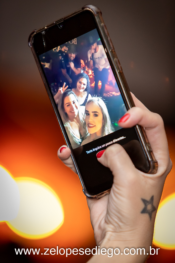 show-com-ze-lopes-e-diego-no-boteco-tukas-vespera-de-feriado-em-sertaozinho-sao-paulo