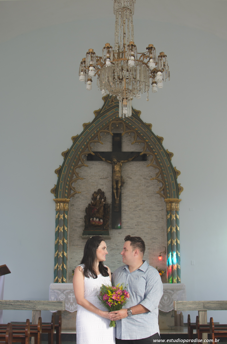 Ensaio fotografico foto na capela do vliarejo do Paraibuna