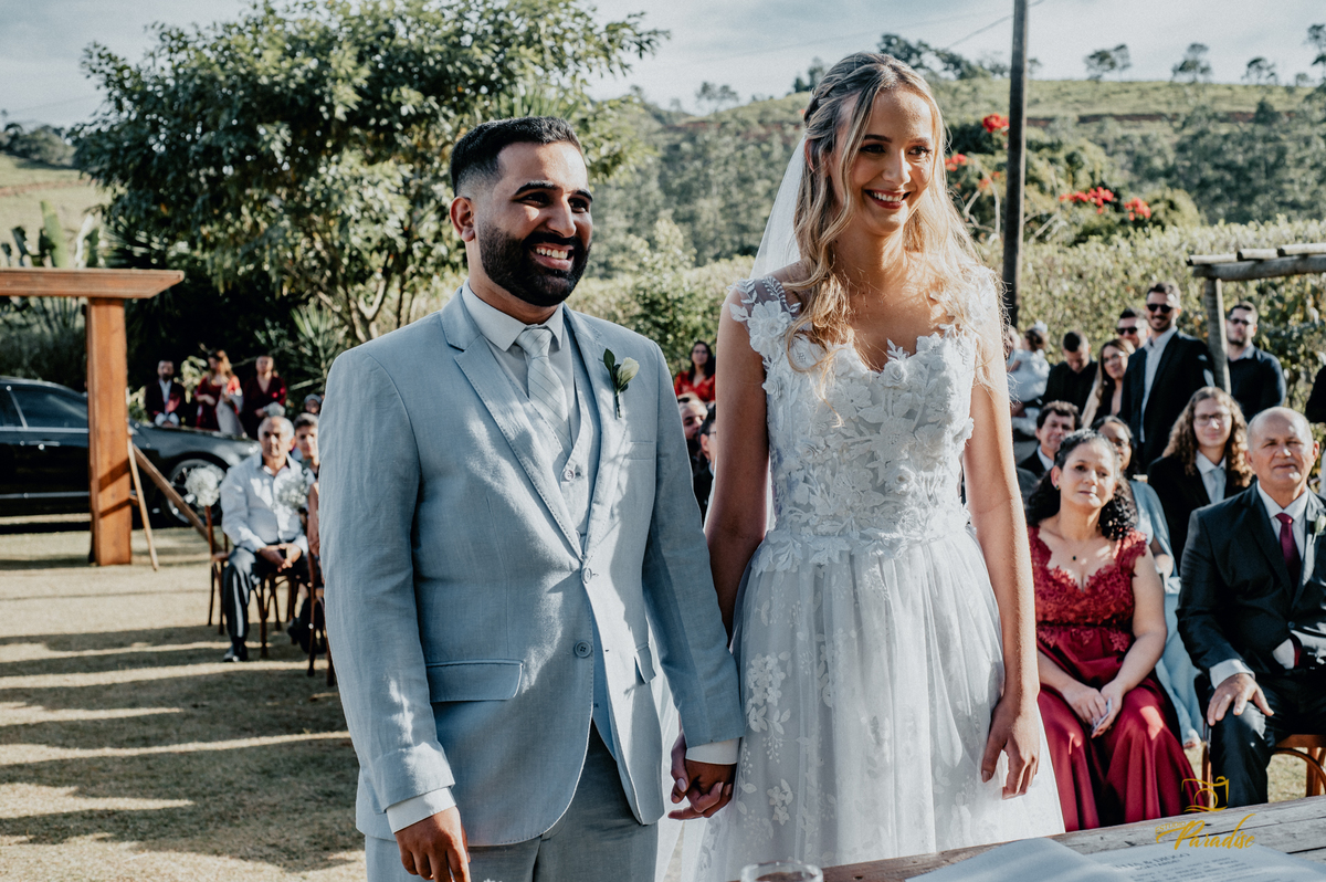 cerimônia ao ar livre com por do sol