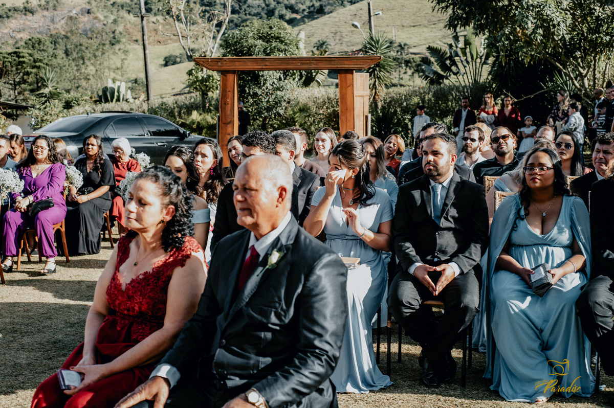 cerimônia ao ar livre com por do sol