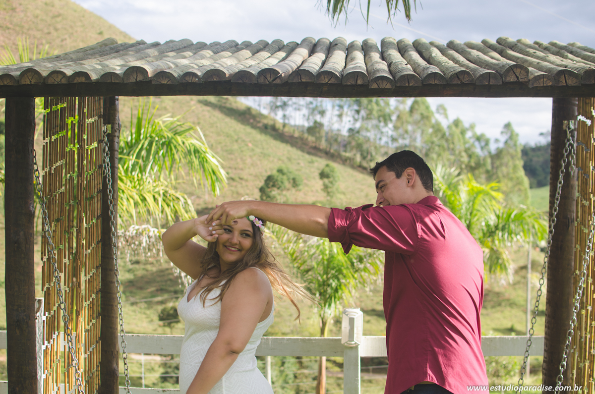 e-session casal de noivos de juiz de fora feito pelo estúdio paradise