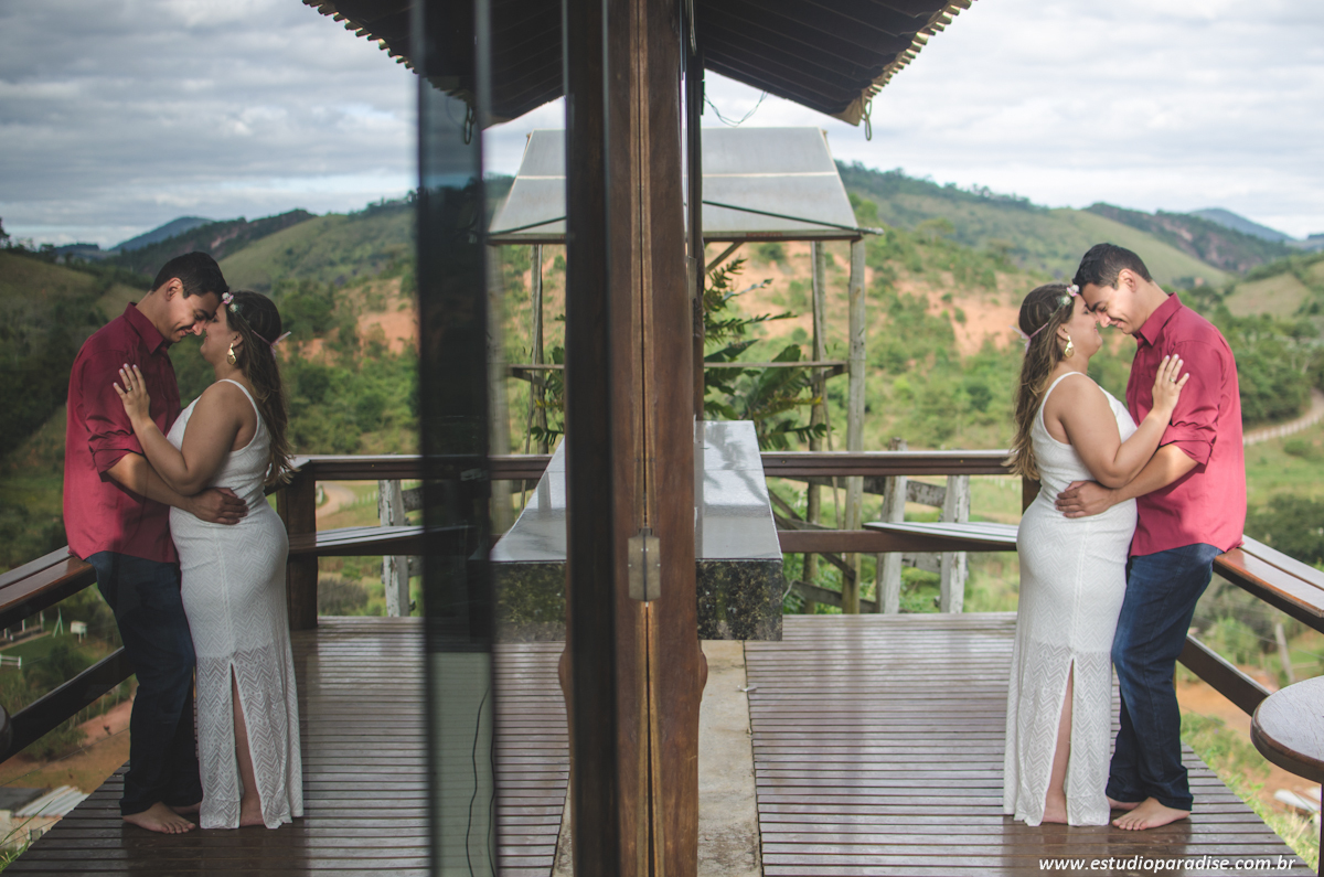 fotos de reflexo em ensaio de noivos