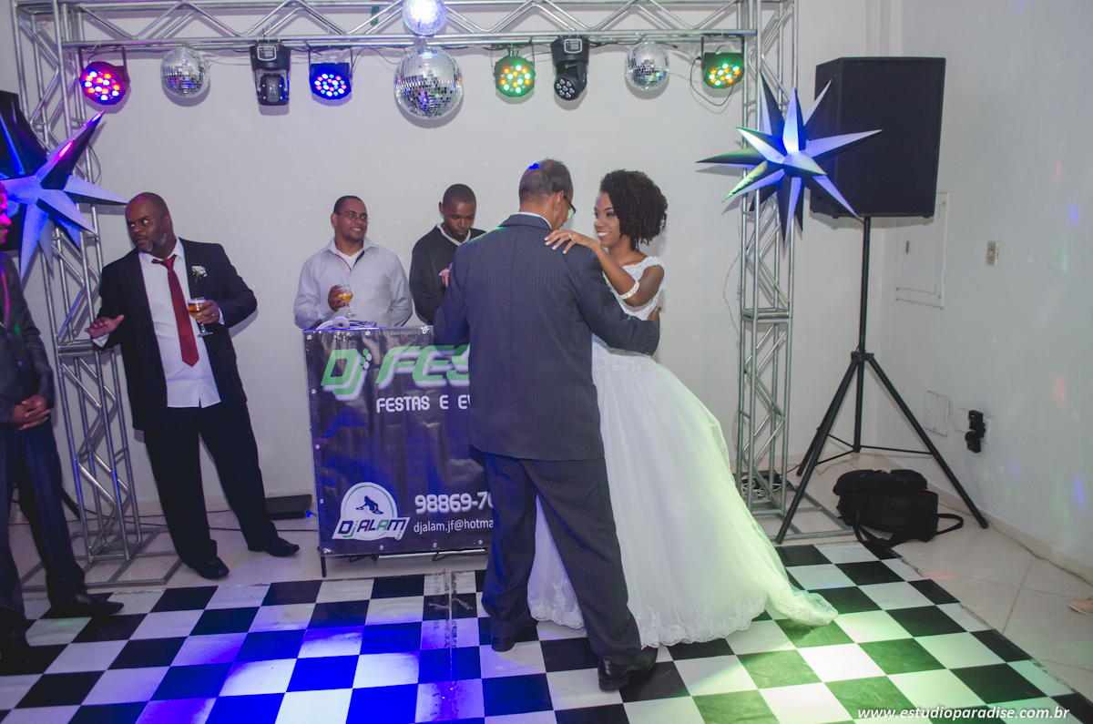 dança do pai com a noiva