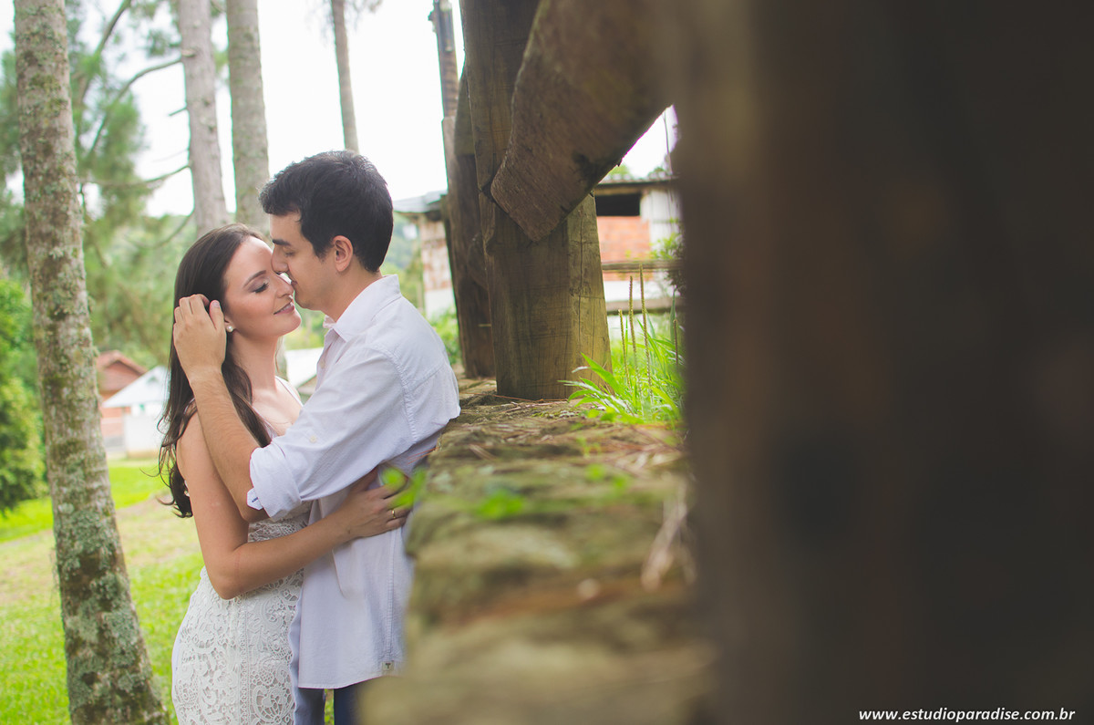 E-Session-Carol-e-yuri-ensaio-de-casal-noivos-em-Juiz-de-Fora-fotos-pré-casamento