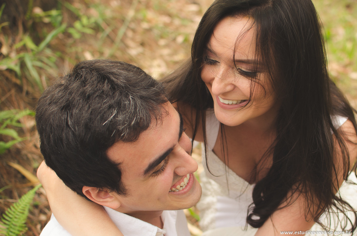 E-Session-Carol-e-yuri-ensaio-de-casal-noivos-em-Juiz-de-Fora-fotos-pré-casamento