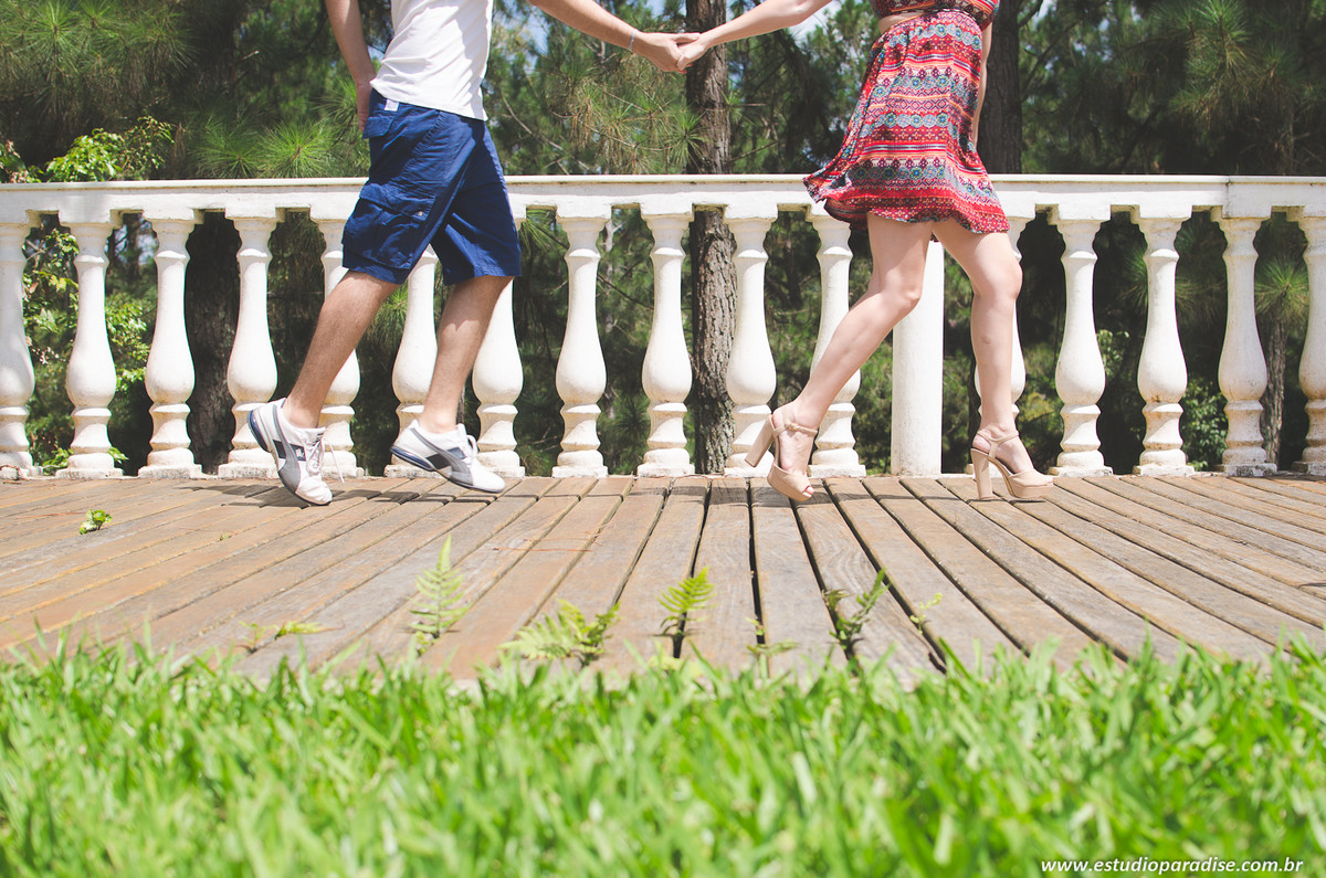 E-Session-Carol-e-yuri-ensaio-de-casal-noivos-em-Juiz-de-Fora-fotos-pré-casamento