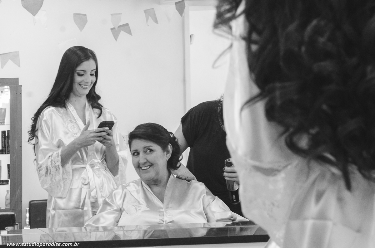 making of da noiva para casamento ao ar livre em Chácará Minas Gerais feito pelo Estúdio Paradise