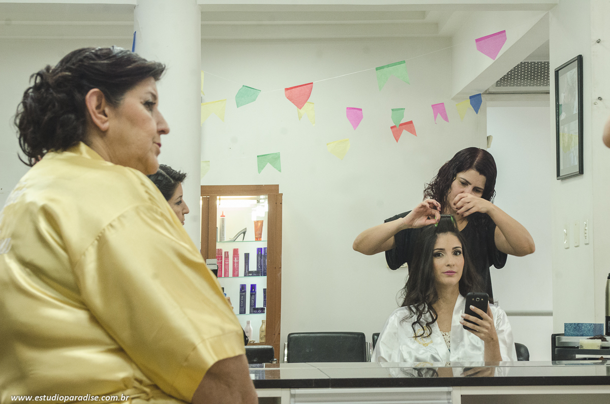 making of da noiva para casamento ao ar livre em Chácará Minas Gerais feito pelo Estúdio Paradise