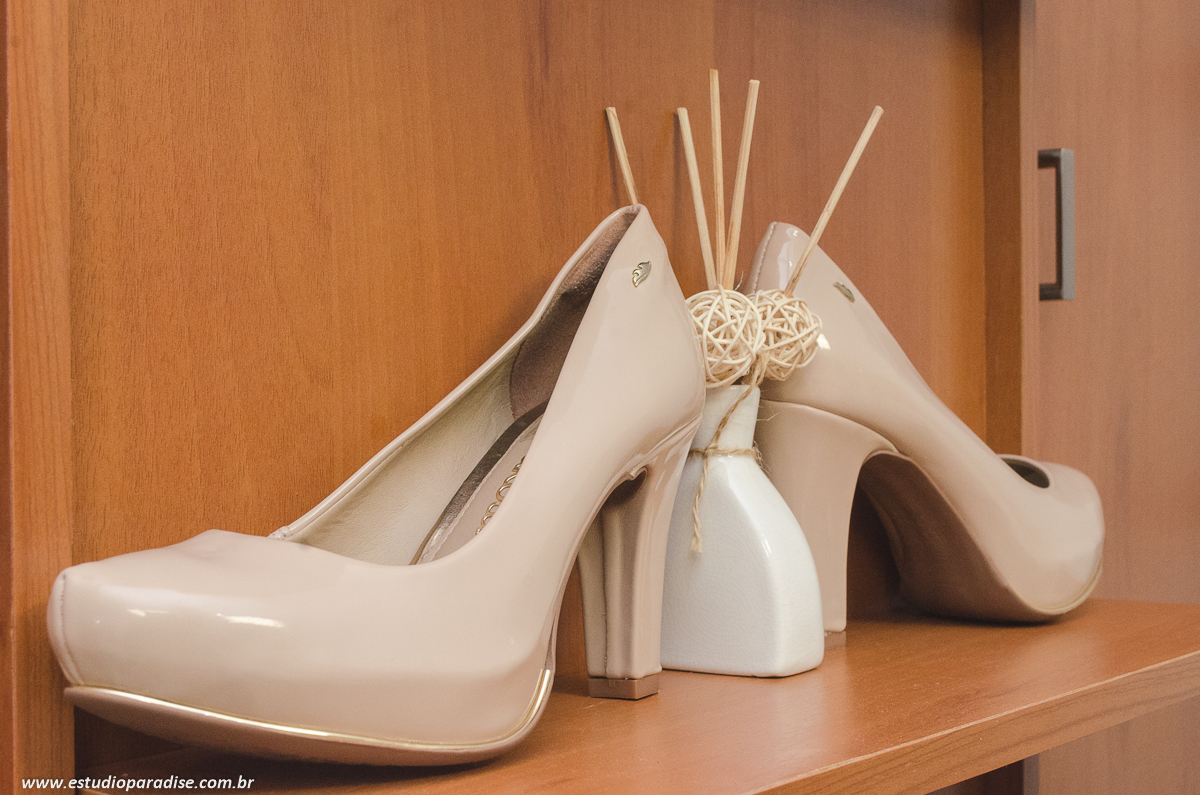 making of da noiva para casamento ao ar livre em Chácará Minas Gerais feito pelo Estúdio Paradise