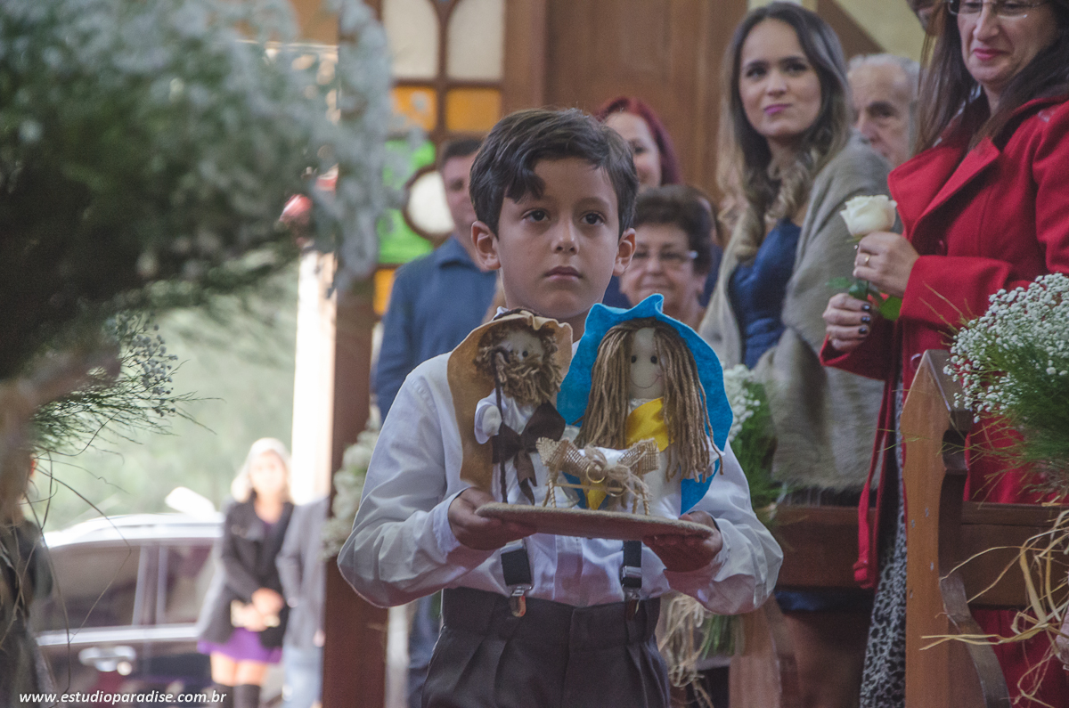 Casamento de dia em Chácara Minas Gerais feito pelo Estúdio Paradise