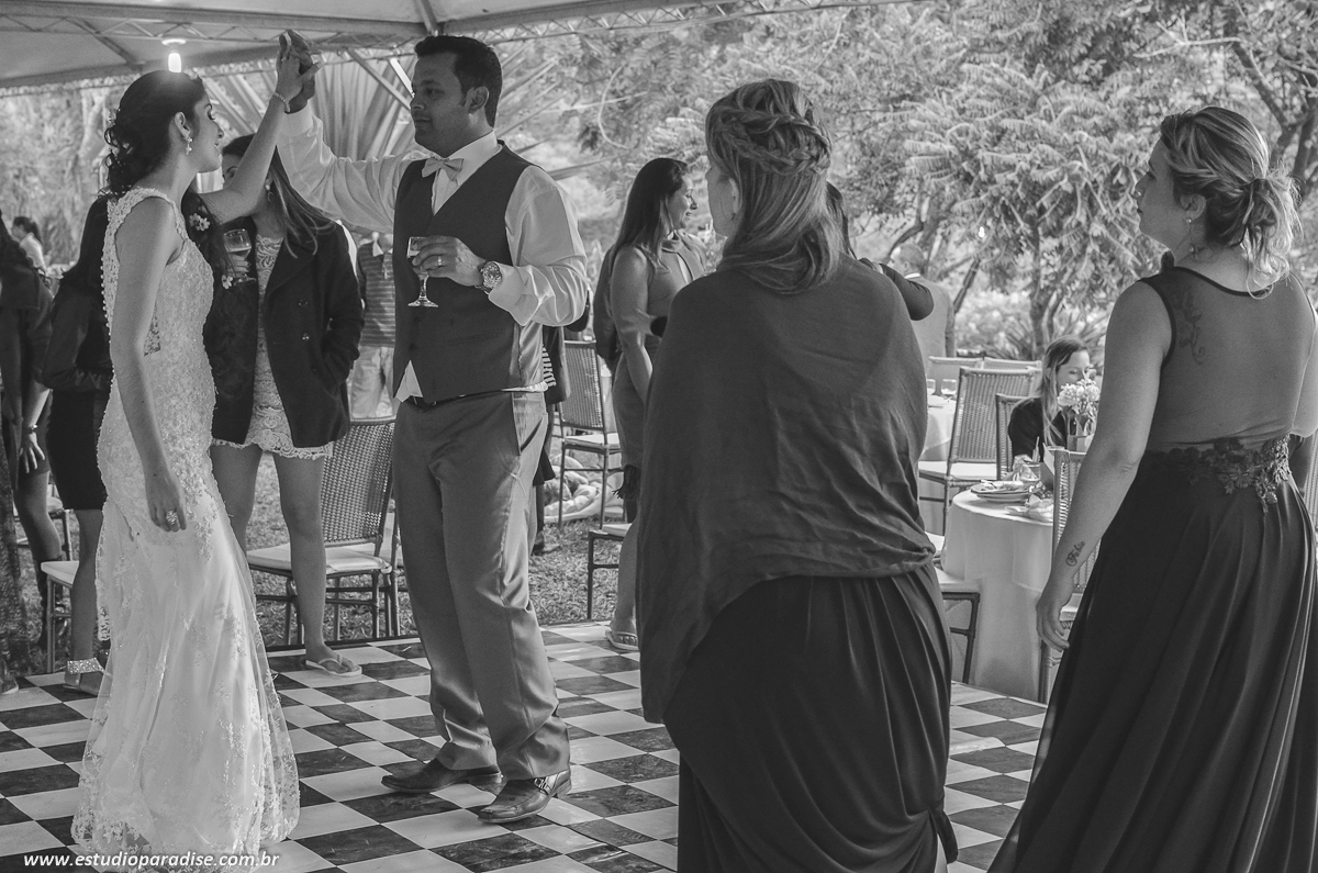 Pista de dança em casamento ao ar livre