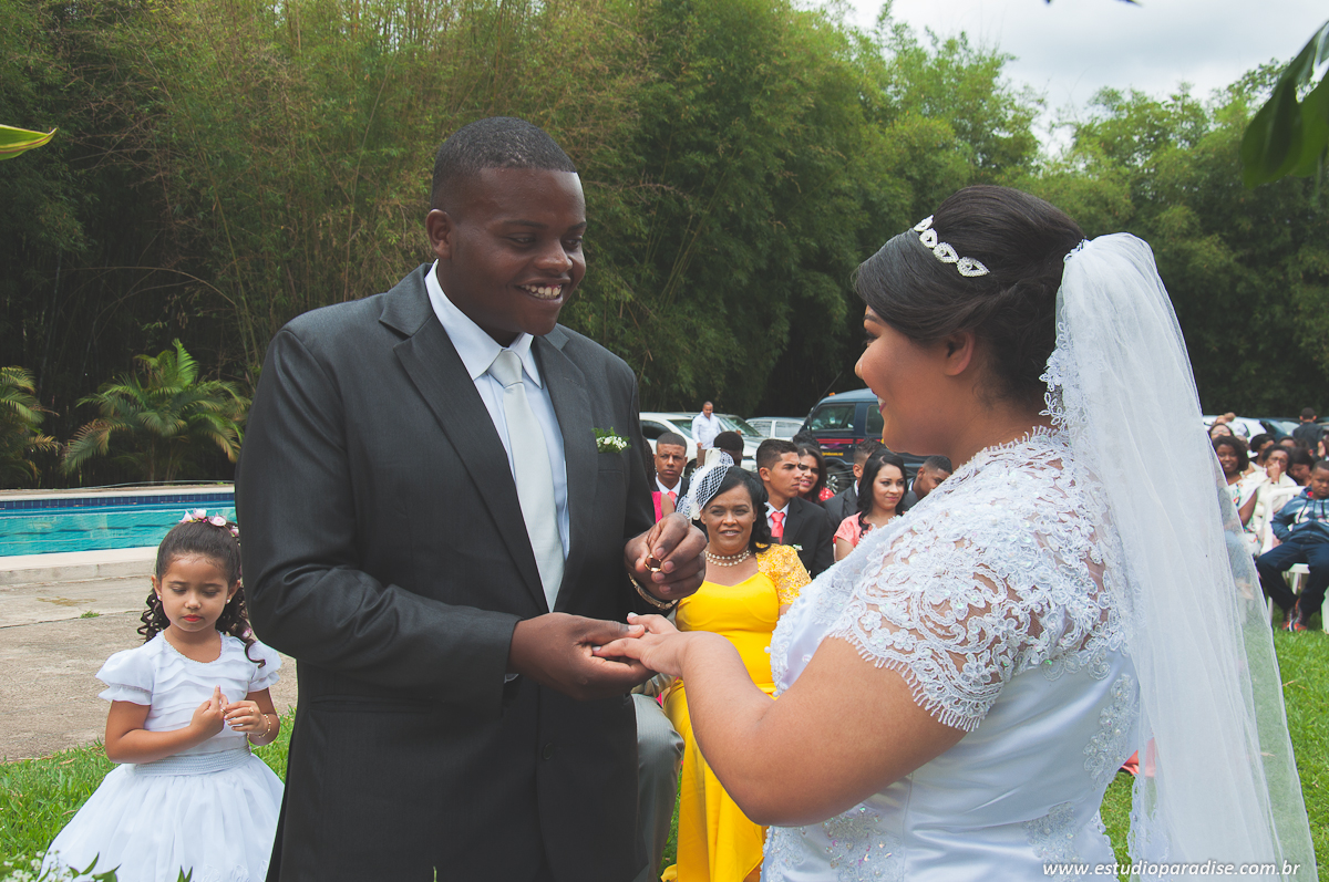 Casamento ao ar livre de dia em Juiz de Fora, Minas Gerais
