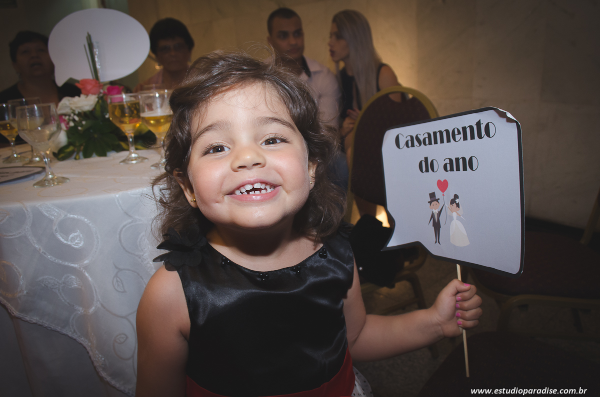 Criança em casasmento