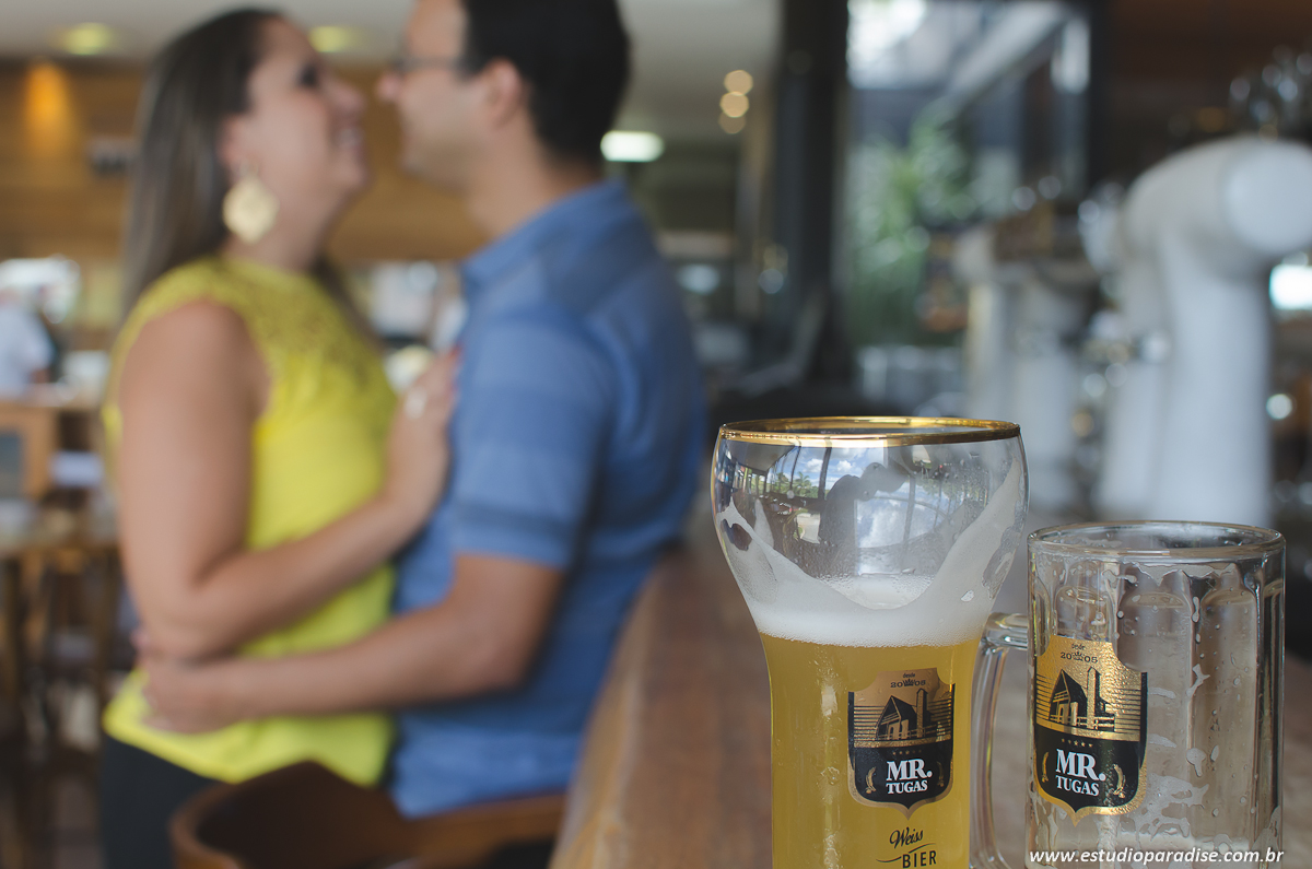 E-Session do casal Rita e Wellington feito na pizzaria Mr Tugas em Juiz de Fora Minas Gerais