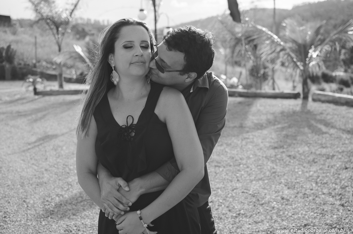 Ensaio dos noivos Rita e Wellington em Juiz de Fora Minas Gerais fotógrafo Estúdio Paradise Fotografia de Casamento