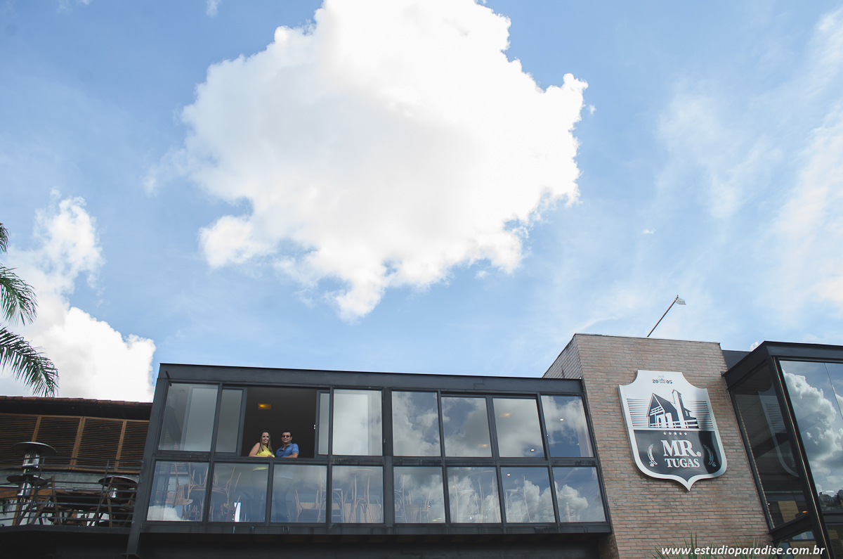 Ensaio dos noivos Rita e Wellington em Juiz de Fora Minas Gerais fotógrafo Estúdio Paradise Fotografia de Casamento