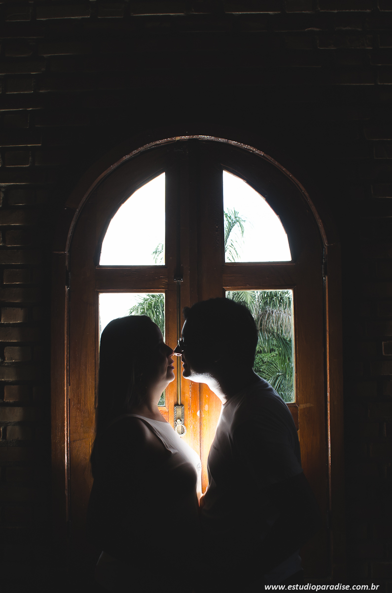 E-Session do casal Rita e Wellington feito na pizzaria Mr Tugas em Juiz de Fora Minas Gerais