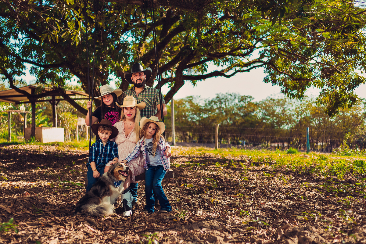 ensaio família country com esposa gestante por rafael maia 