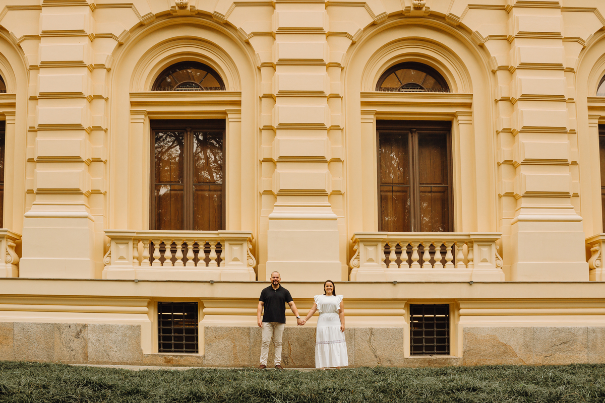 ensaio pré-wedding em são paulo, no museu do ipiranga