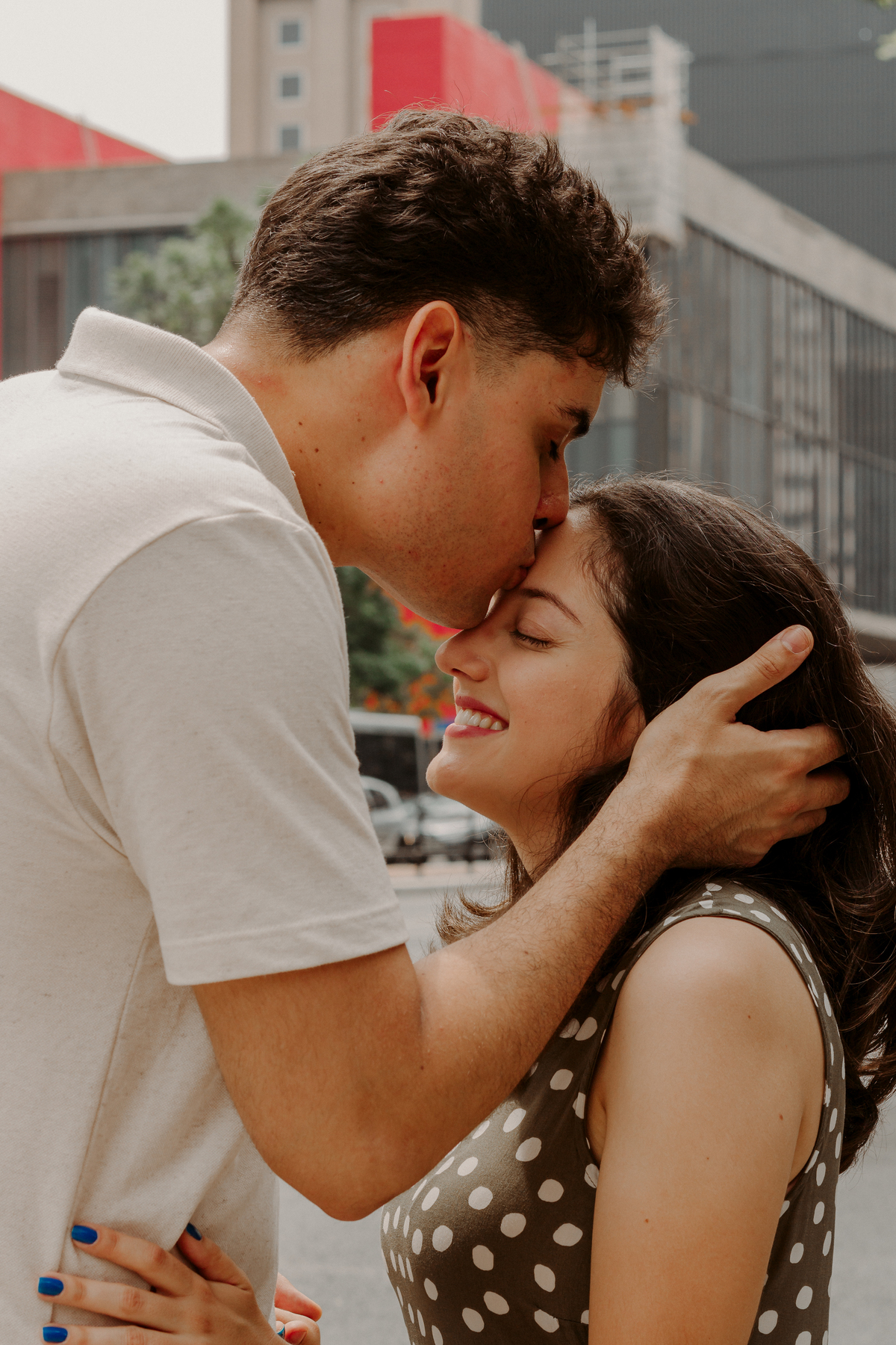 ensaio de casal externo urbano em são paulo