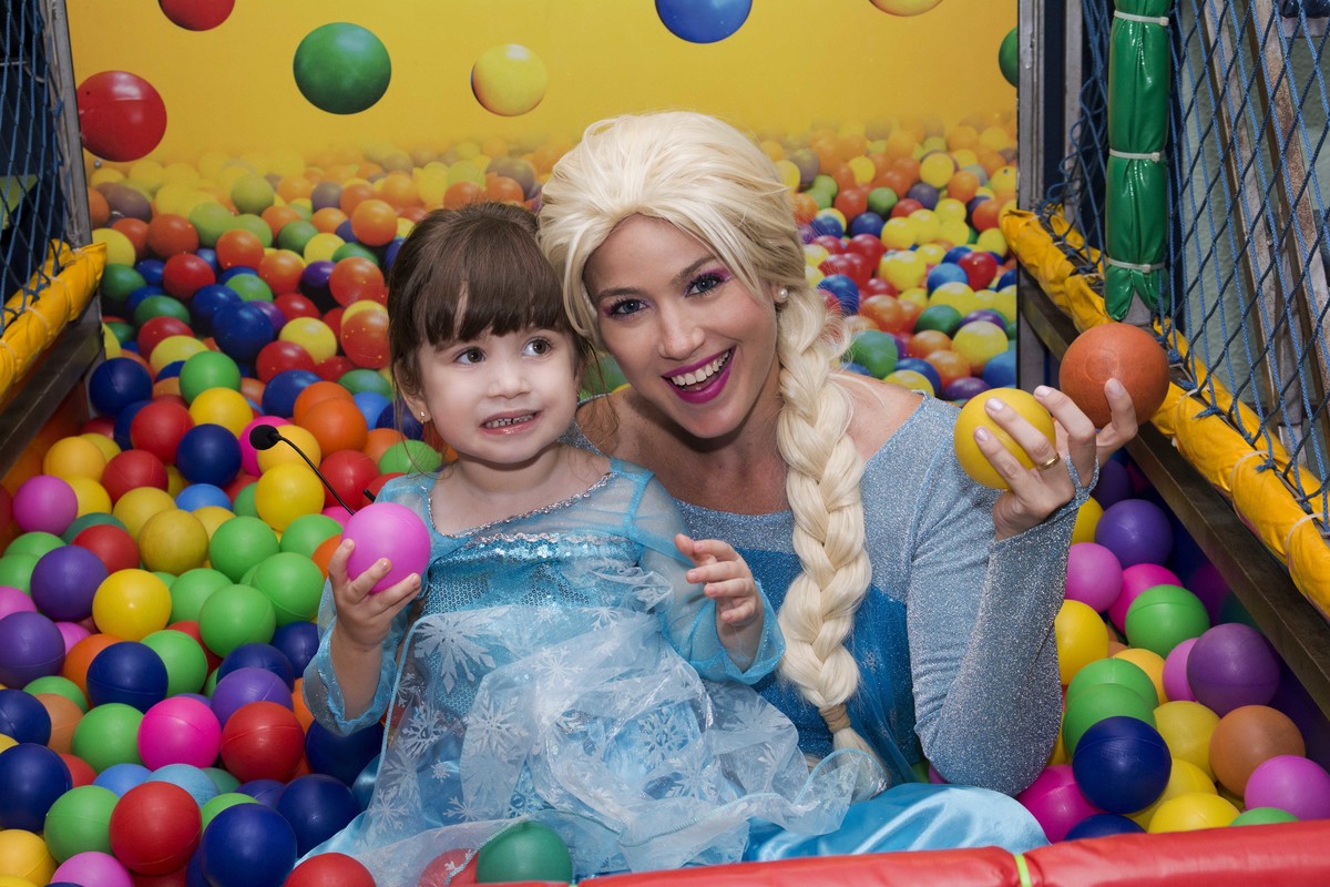 Rafaelly Lemos - Fotógrafa de casamento, aniversários e ensaios. Recife, Pernambuco. Brasil.