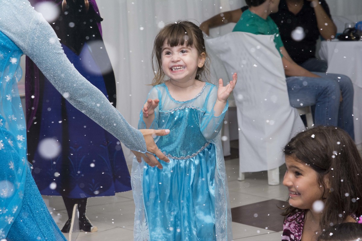 Rafaelly Lemos - Fotógrafa de casamento, aniversários e ensaios. Recife, Pernambuco. Brasil.