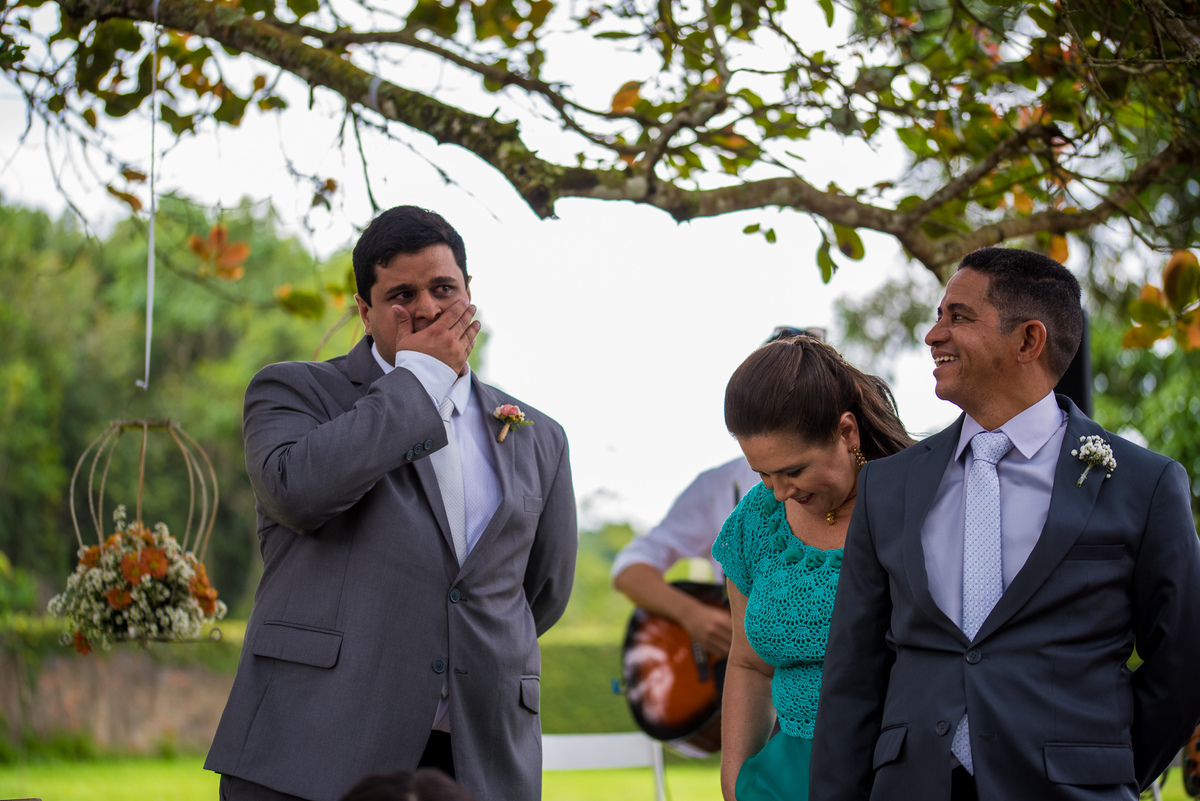 Casamento Barbara e Lucas no espaço Capim Santo em Aldeia, Camaragibe-Pernambuco fotografado pela fotógrafa autoral de casamentos Rafaelly Lemos. Ano 2019.