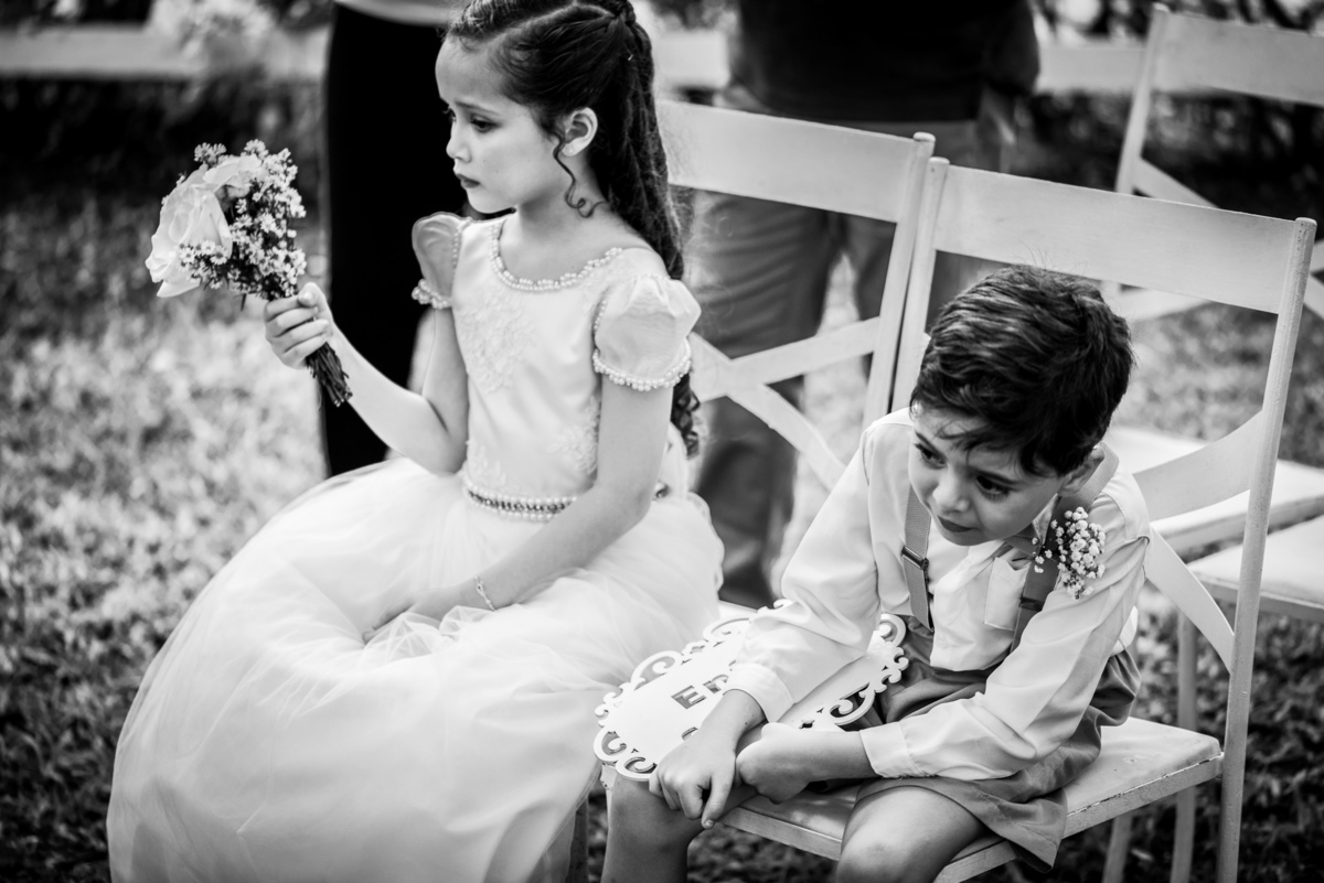 Casamento Barbara e Lucas no espaço Capim Santo em Aldeia, Camaragibe-Pernambuco fotografado pela fotógrafa autoral de casamentos Rafaelly Lemos. Ano 2019.