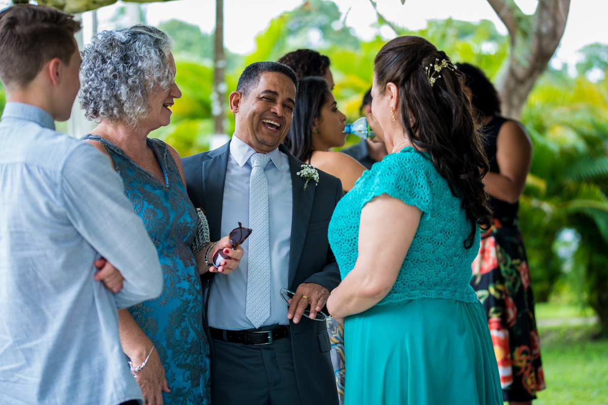 Casamento Barbara e Lucas no espaço Capim Santo em Aldeia, Camaragibe-Pernambuco fotografado pela fotógrafa autoral de casamentos Rafaelly Lemos. Ano 2019.