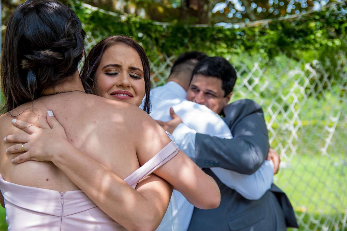 Casamento Barbara e Lucas no espaço Capim Santo em Aldeia, Camaragibe-Pernambuco fotografado pela fotógrafa autoral de casamentos Rafaelly Lemos. Ano 2019.