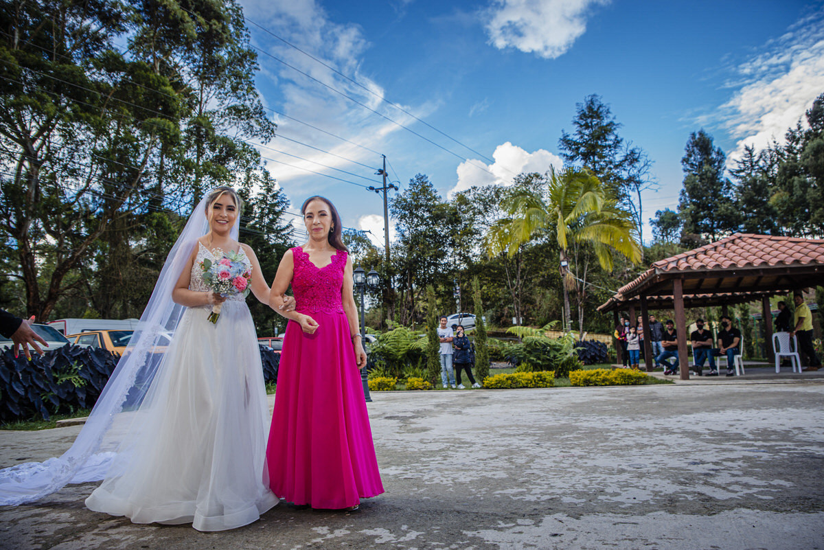 Fotógrafo de bodas Medellín