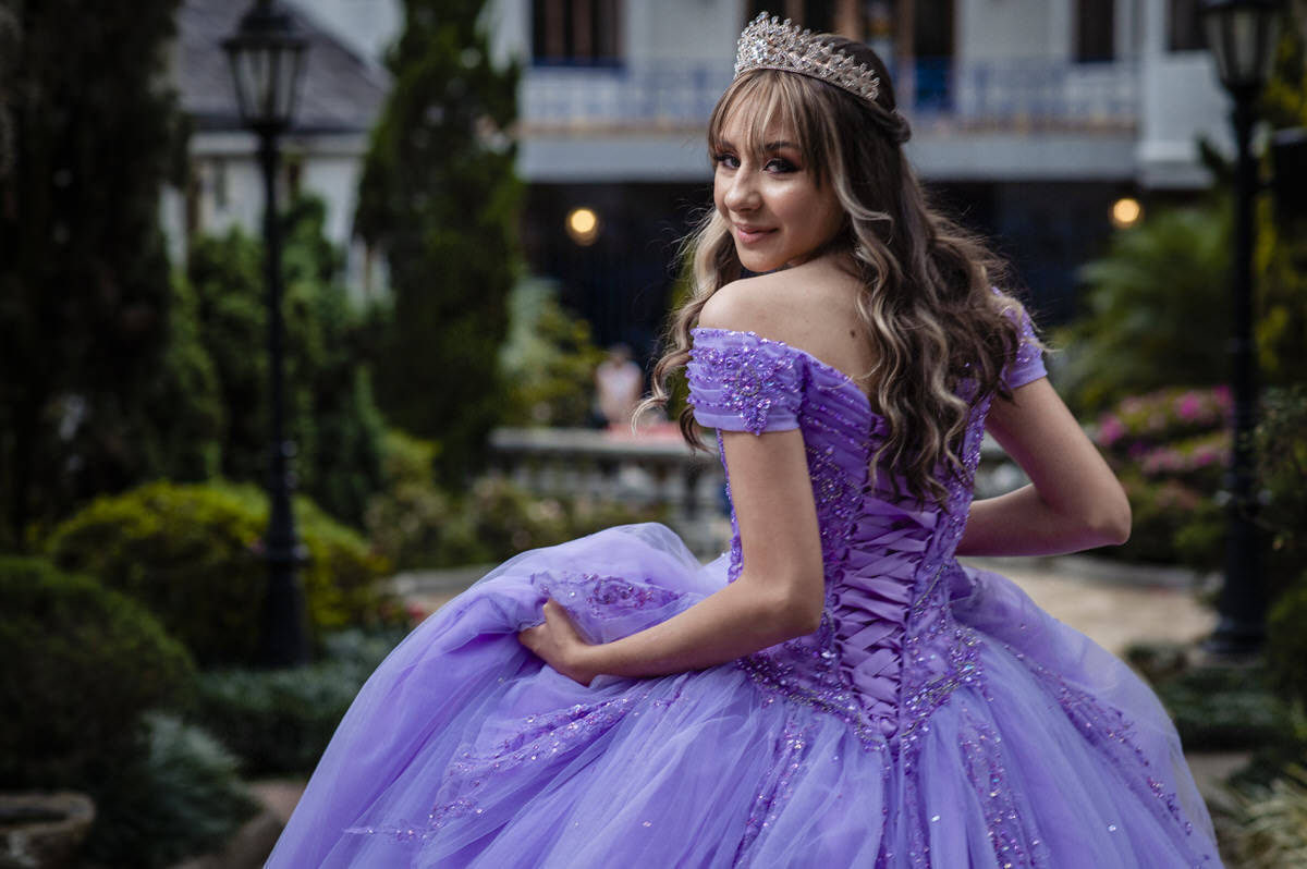 Fotógrafo de quinceañeras Medellín
Fotógrafo de quinceañeras oriente antioqueño
Quinces Llanogrande
Mejores fotógrafos de quinces
Quinces Rionegro
Museo El Castillo
Gisela Giraldo Fotografía
