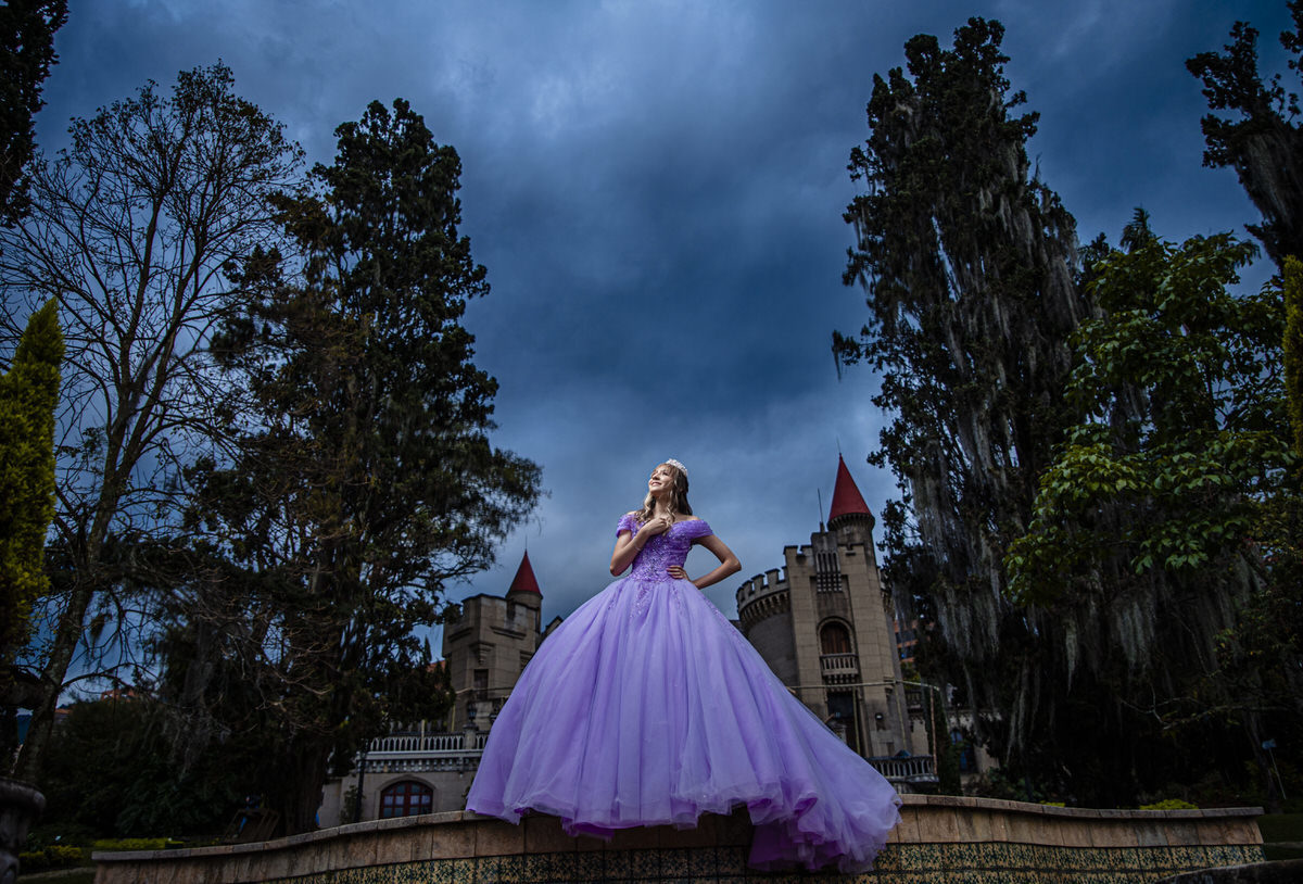 Fotógrafo de quinceañeras Medellín
Fotógrafo de quinceañeras oriente antioqueño
Quinces Llanogrande
Mejores fotógrafos de quinces
Quinces Rionegro
Museo El Castillo
Gisela Giraldo Fotografía