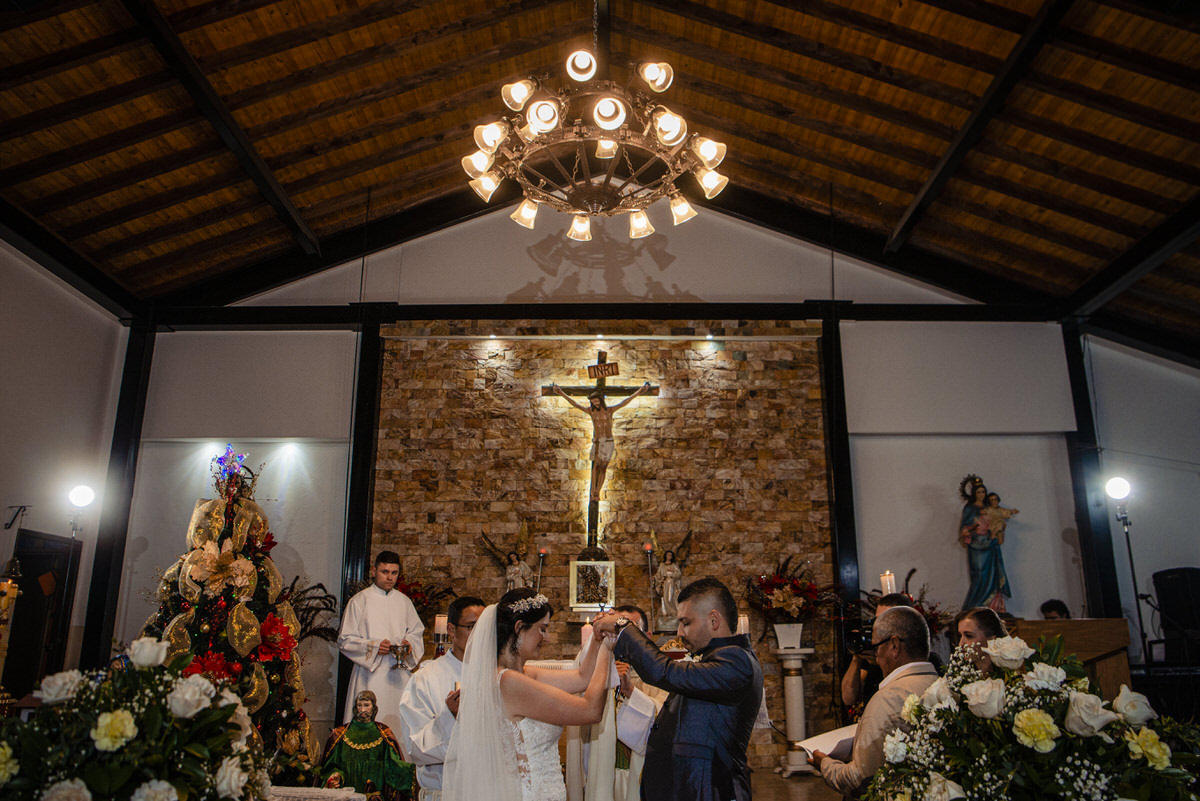 Fotografía de bodas Medellín
Fotógrafo de bodas oriente antioqueño
Matrimonios Llanogrande
Bodas Rionegro
Gisela Giraldo Fotografía
Bodas católicas
Mejores fotógrafos de bodas Medellín