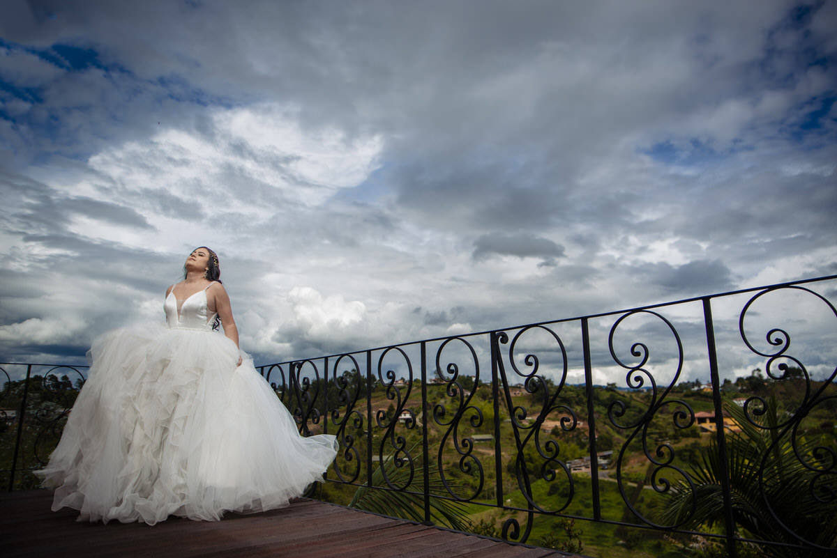 Fotografía de bodas Medellín
Fotógrafo de bodas oriente antioqueño
Matrimonios Llanogrande
Bodas Rionegro
Gisela Giraldo Fotografía
Bodas católicas
Mejores fotógrafos de bodas Medellín
Mejores fotógrafos de bodas Rionegro
