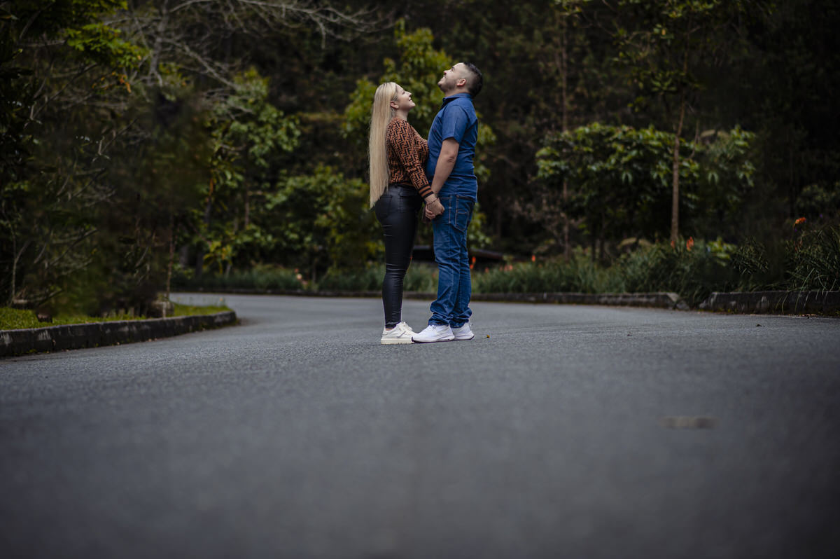 Destination wedding photographer in Medellín