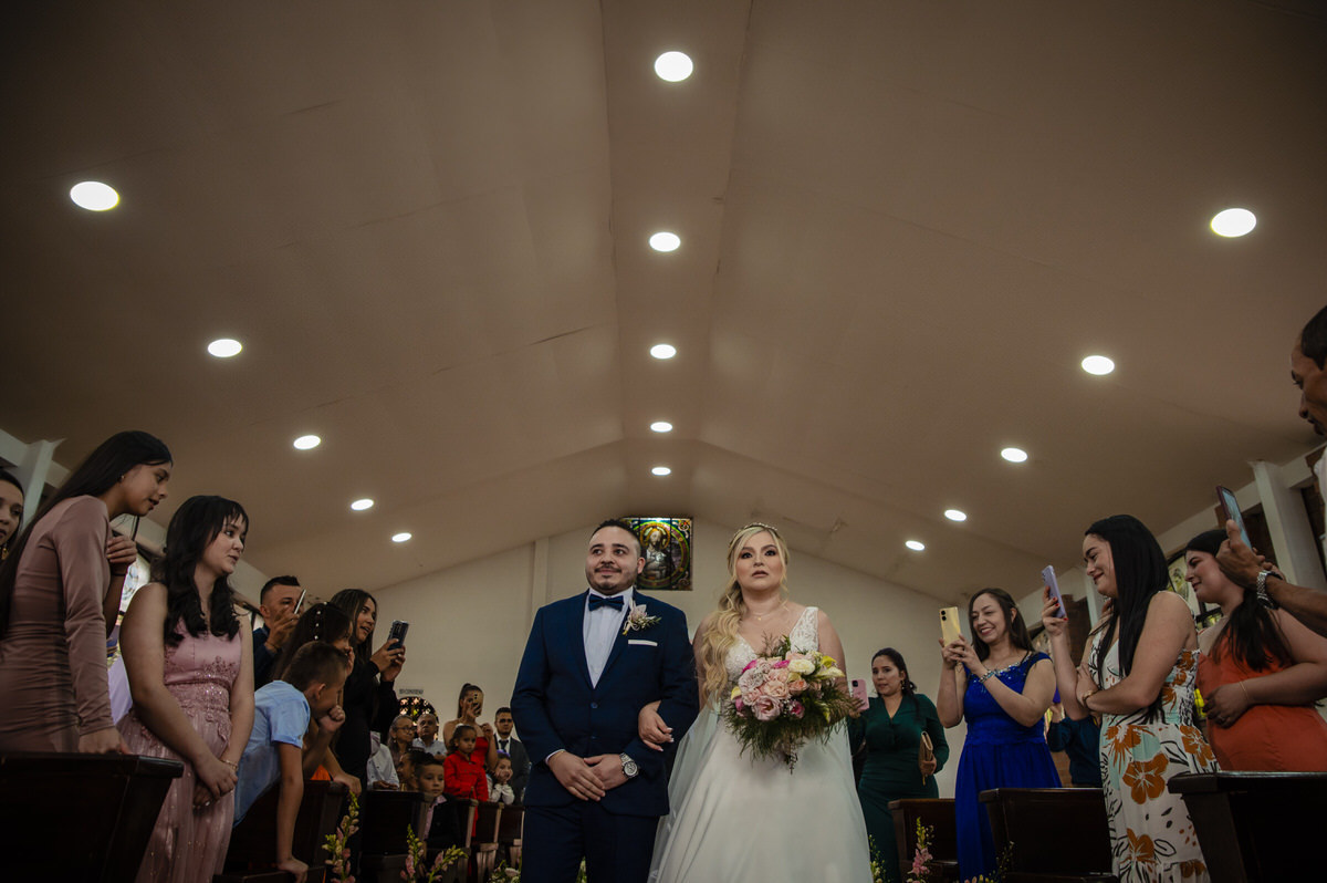 Destination wedding photography Medellín