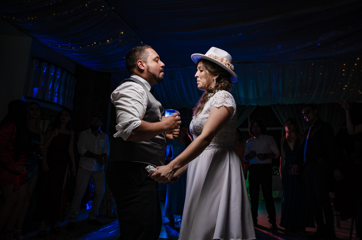 Destination wedding photography Medellín