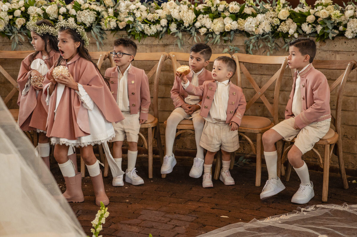 Destination wedding photography Medellín