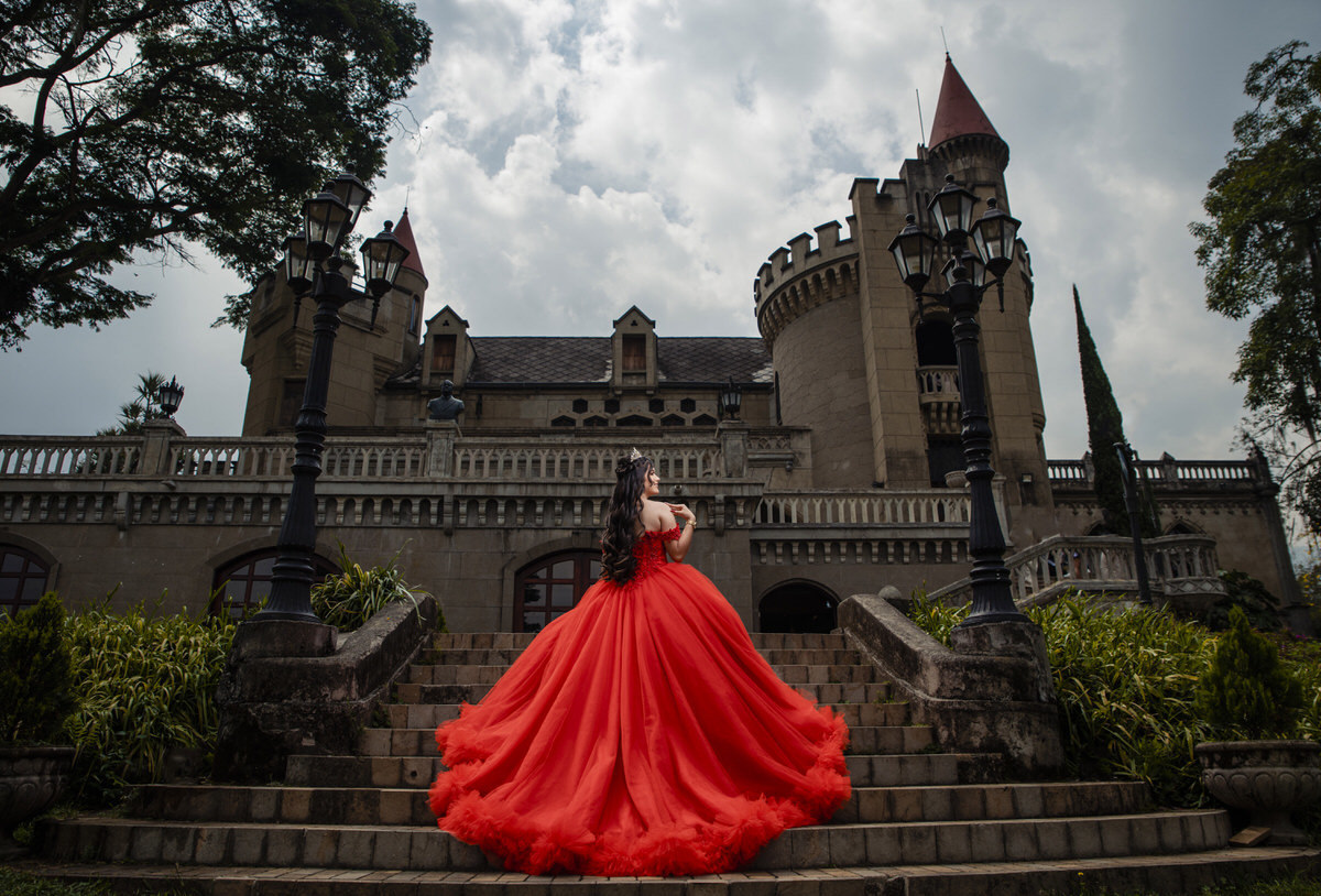 Fotógrafo de quinces Medellín Museo El Castillo