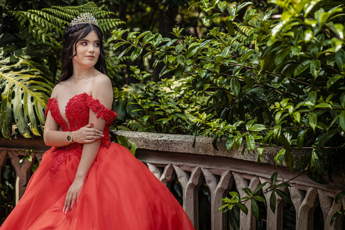 Fotografía de quinceañeras Medellín Museo El Castillo