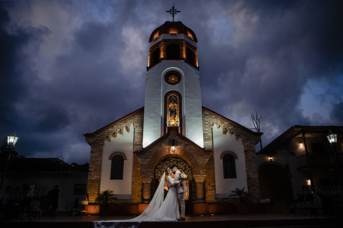 Mejores fotógrafos de bodas Medellín