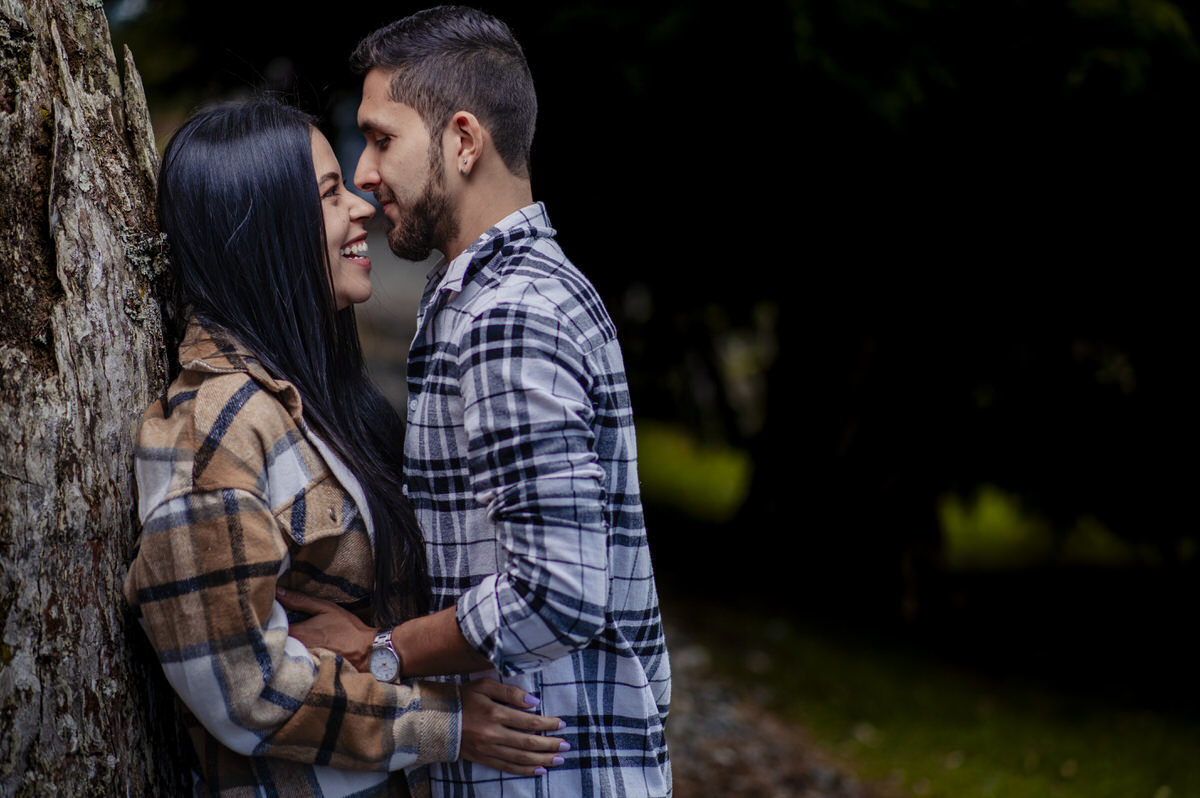 Destination wedding photographer Medellín