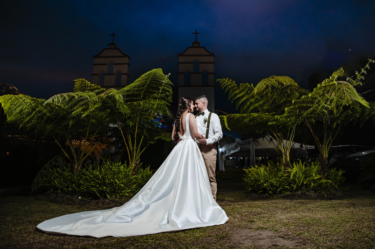 Fotógrafo de bodas destino Llanogrande